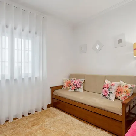 Apartamento Solar Do Diabrete T0 *